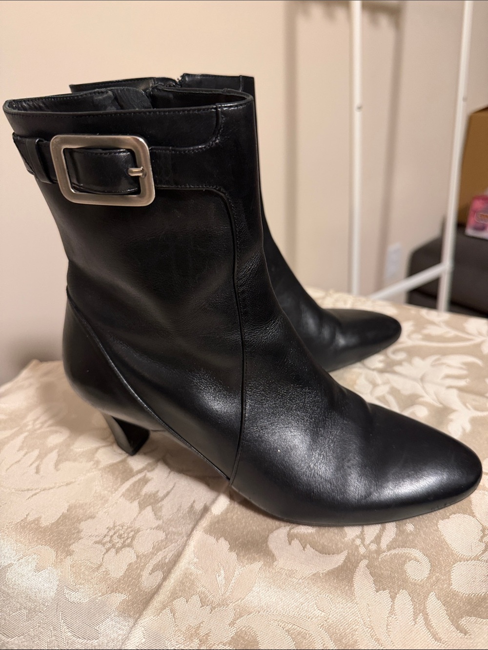 Cole Haan NikeAir black leather ankle boots - size 7-1/2 B
